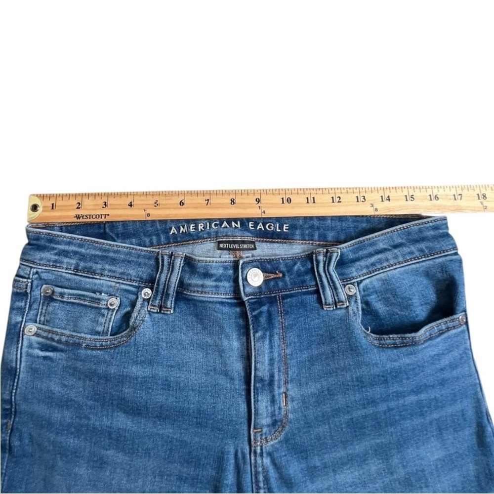 American Eagle Low-Rise Flare Jeans - Picture 5 of 7